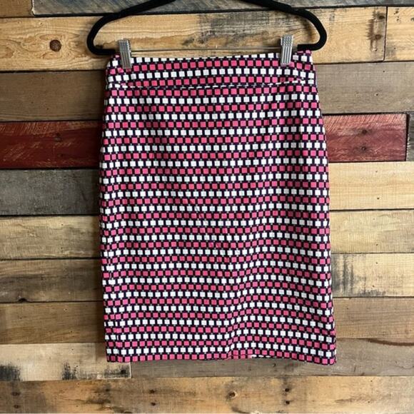 Ann Taylor Pink Skirt Size 2 - Picture 1 of 9